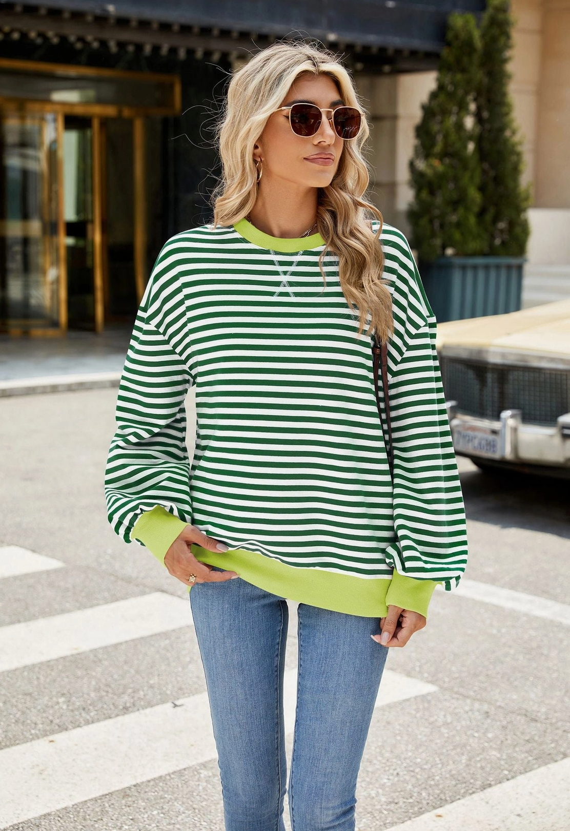 contrast striped crewneck / green+white