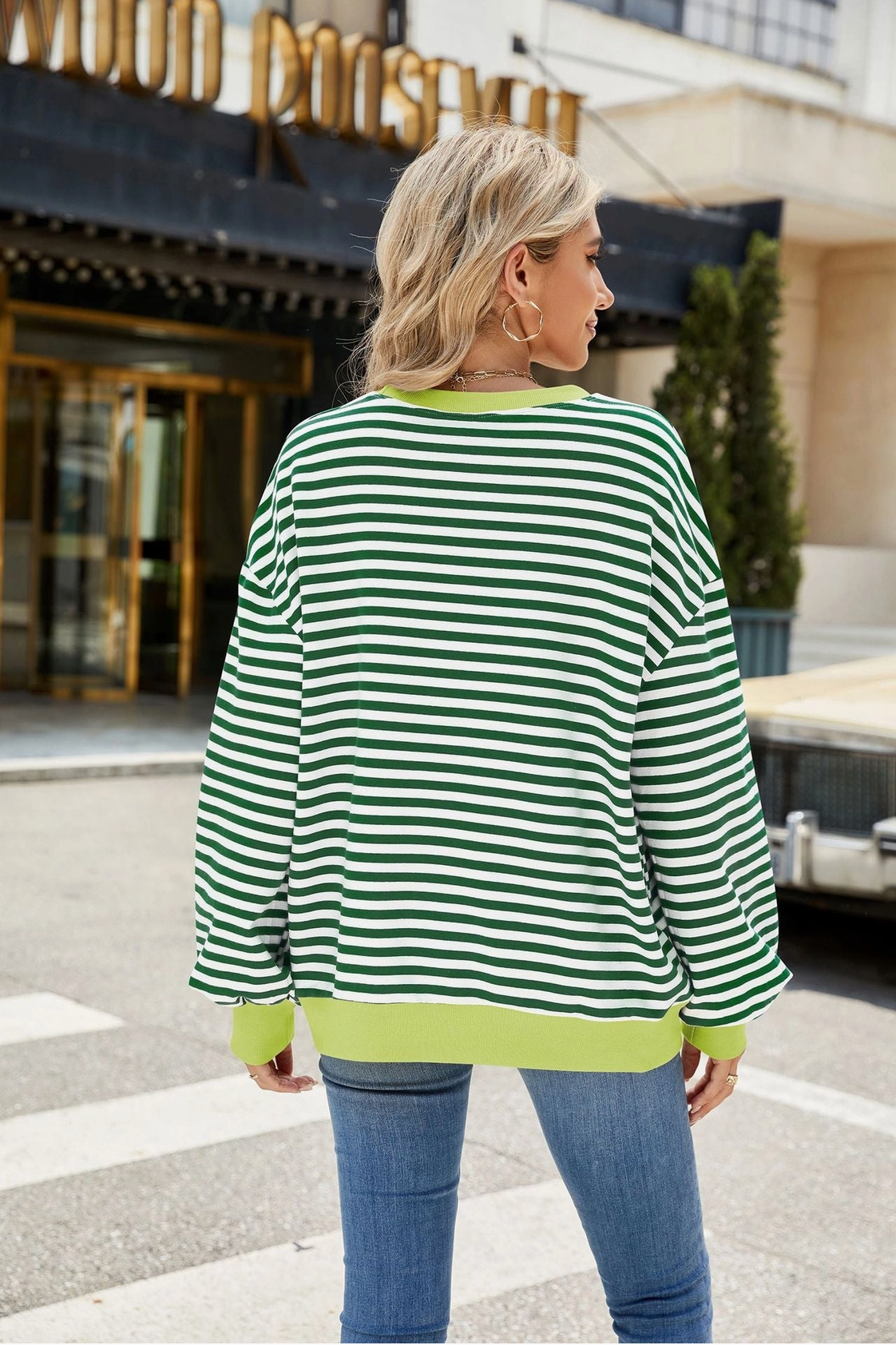 contrast striped crewneck / green+white