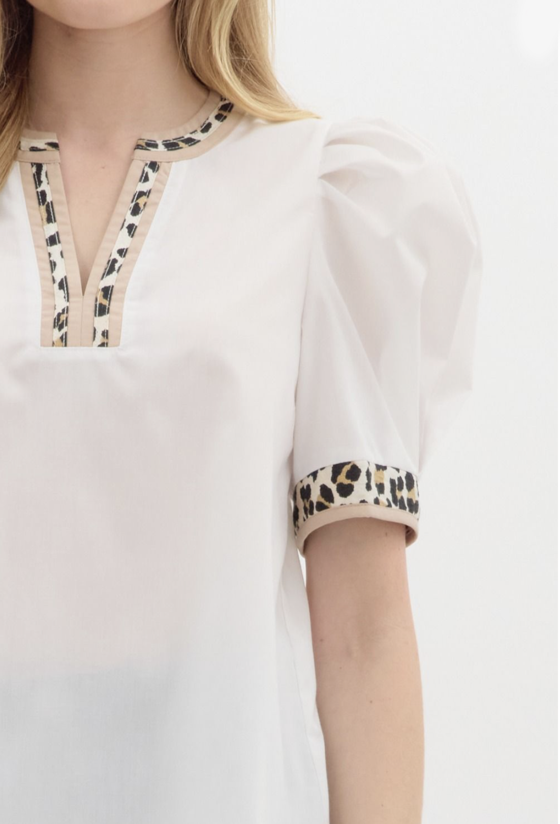 puff sleeve leopard banded top
