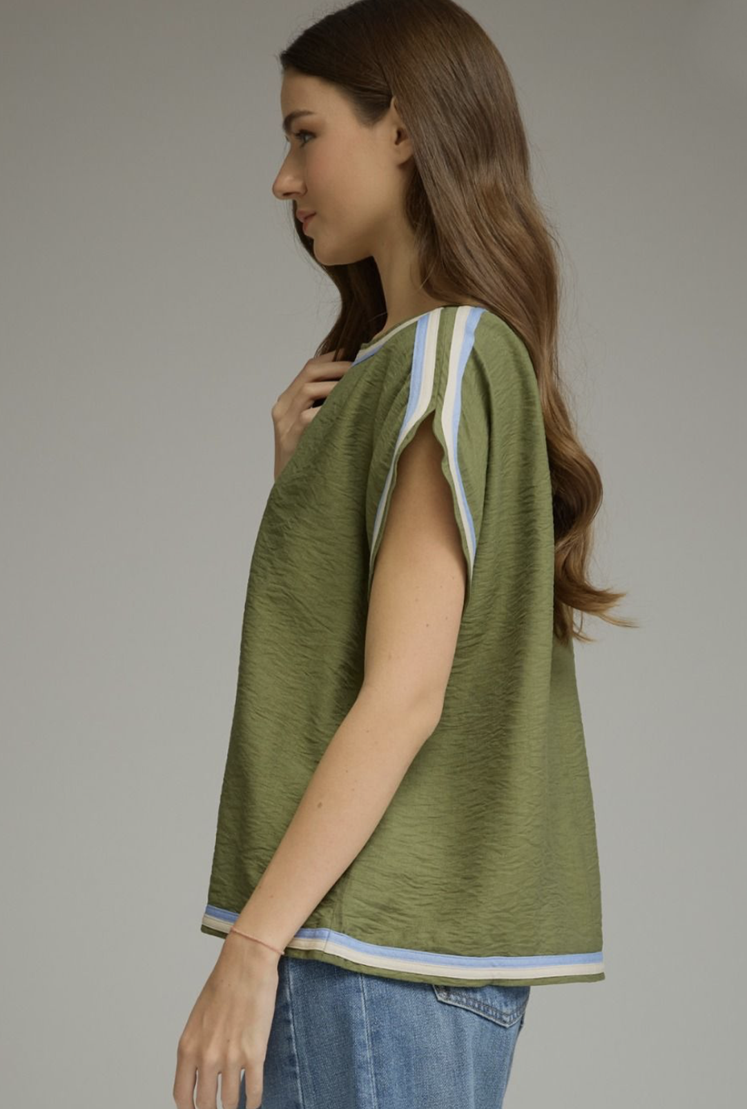 olive contrast band top