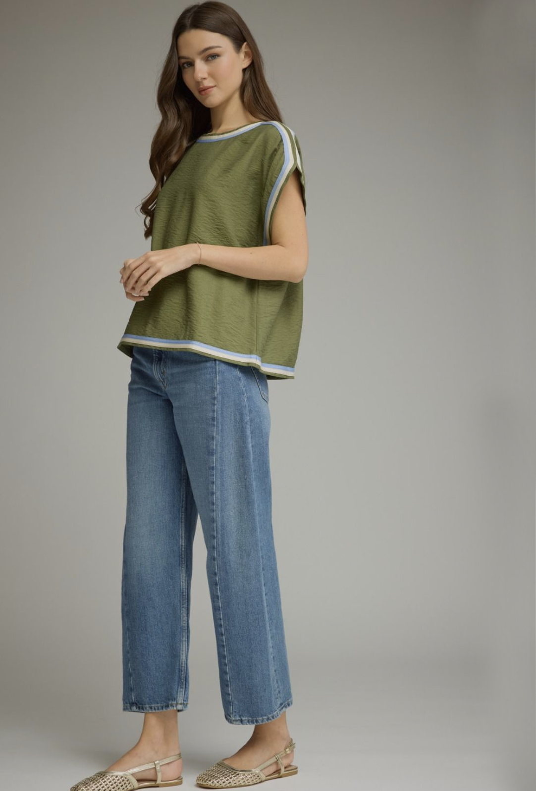olive contrast band top